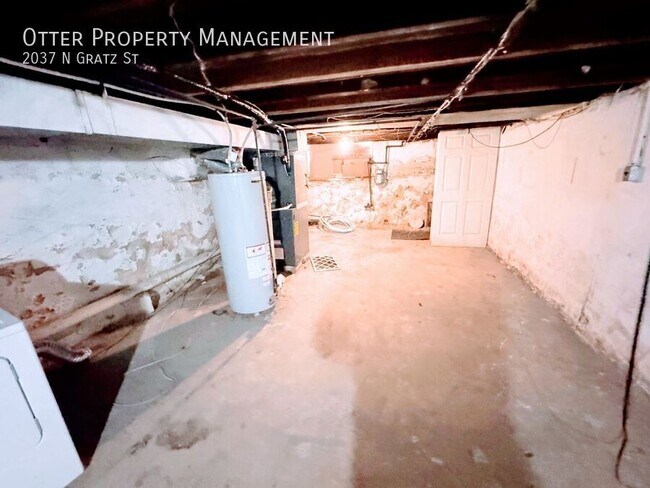 Building Photo - 2037 N Gratz St