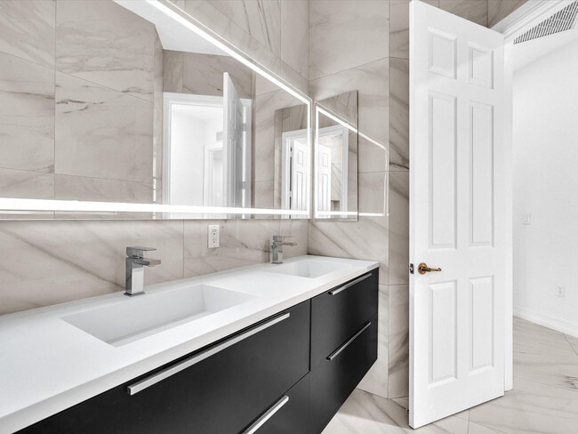 Building Photo - 3530 NW 87th Ave