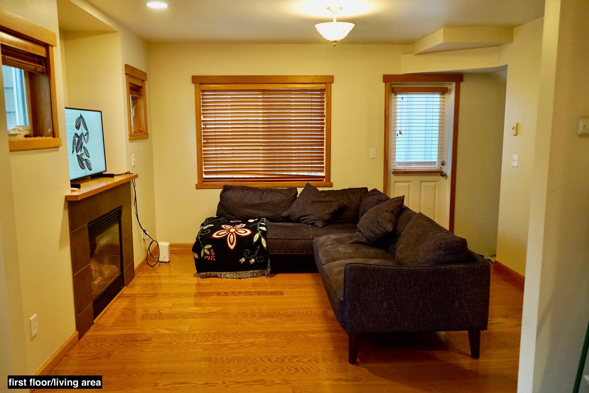 Building Photo - 3010 NE 137th St