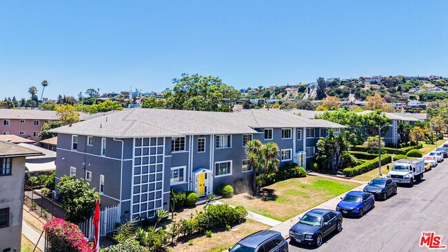 Building Photo - 4030 Abourne Rd