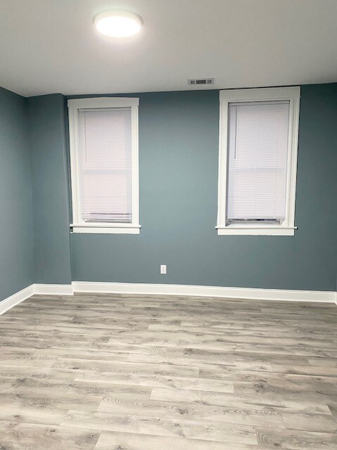 Building Photo - 3662 S Paulina St