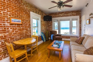 Building Photo - Boardwalk Flats - Ocean Front Studios