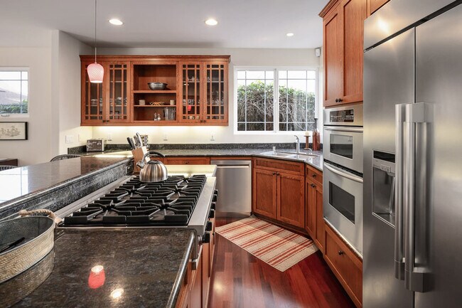 Building Photo - 7211 Eads Ave