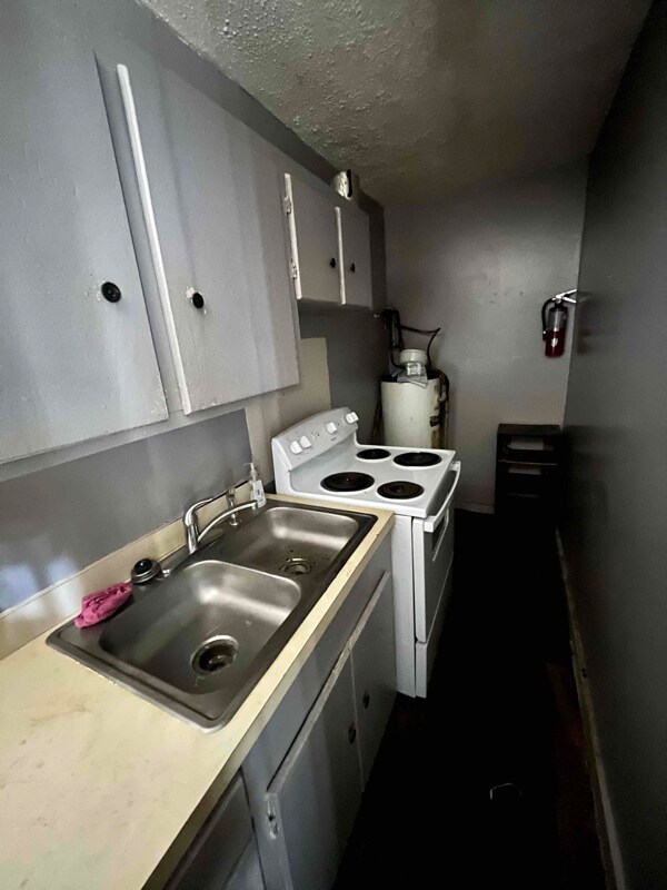 Building Photo - 302 M.L.K. Jr Dr