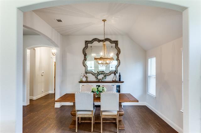 Building Photo - 5825 Pollard St