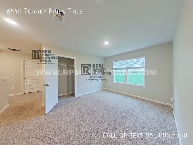 Building Photo - 6540 Torrey Pnes Trce