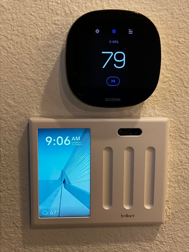 Building Photo - 522 Winners Cir