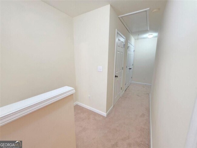 Building Photo - 1693 Southgate Mill Dr