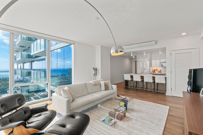 Building Photo - 629 Ke’eaumoku St