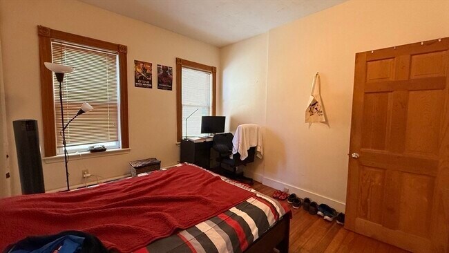 Building Photo - 26 Darling St