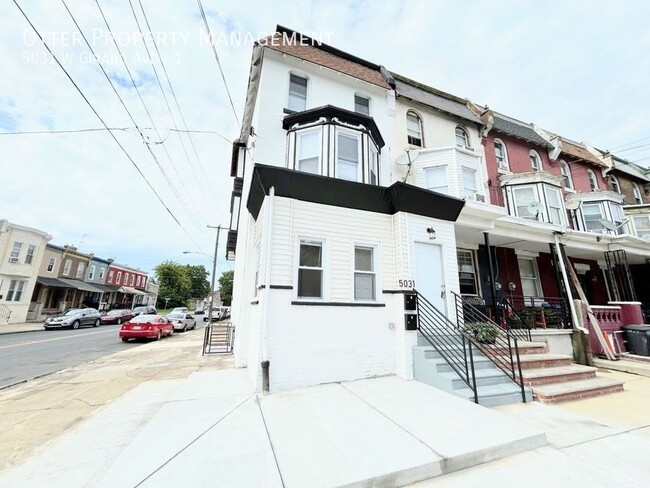 Primary Photo - Stunning 3BR/1BA West Philly Home with Was...