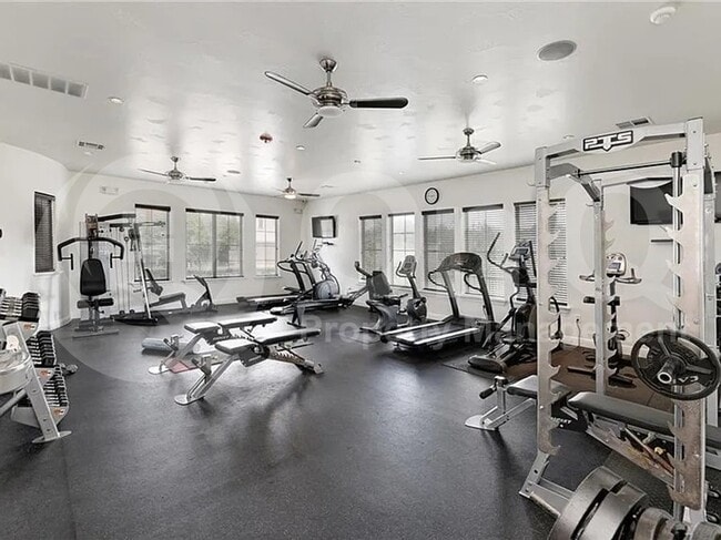 Building Photo - 12300 Terraza Cir