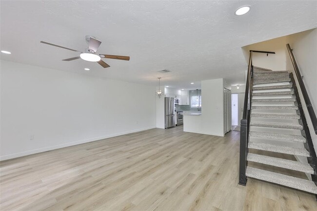 Building Photo - 1620 58th Ave S