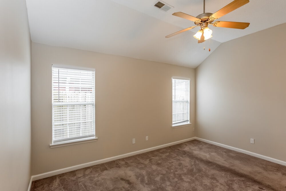 Building Photo - 8363 Cross Point Dr