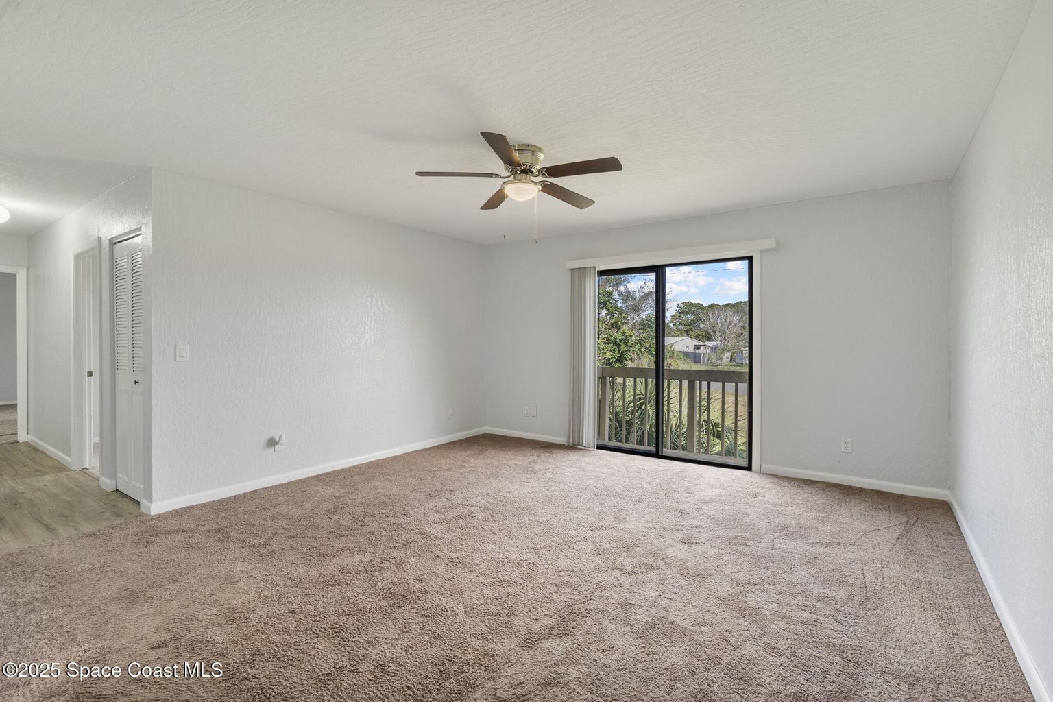 Building Photo - 2101 Forest Knoll Dr NE