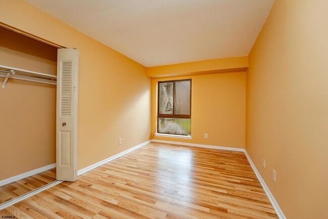 Building Photo - 254 Vail Ct