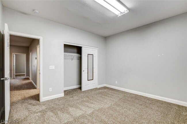 Building Photo - 7116 Boomer Beach St