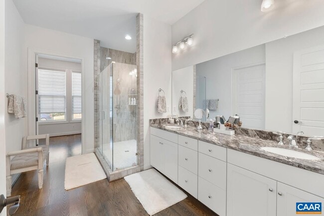 Building Photo - 1160 Colbert St