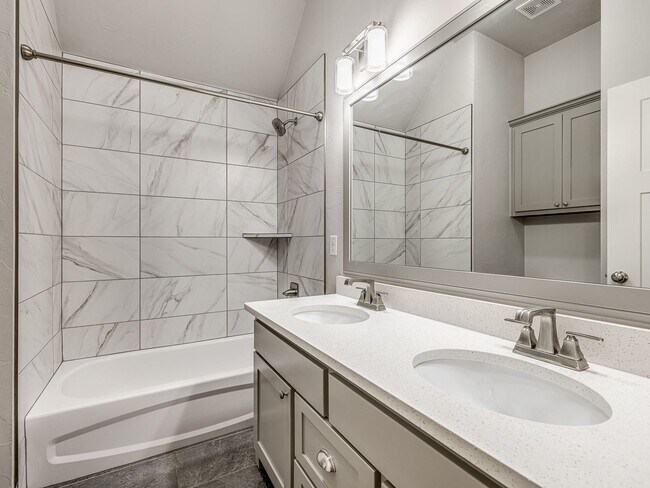 Building Photo - 3 Bed/2 Bath Beacon Home in Rush Brook Add...