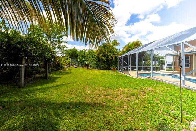 Building Photo - 12686 Little Palm Ln