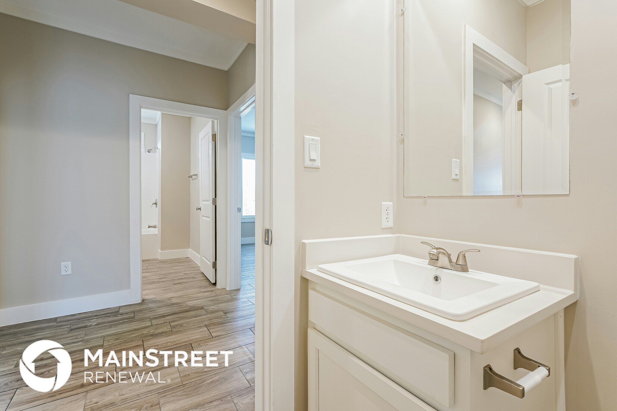 Building Photo - 2124 Belzise Terrace