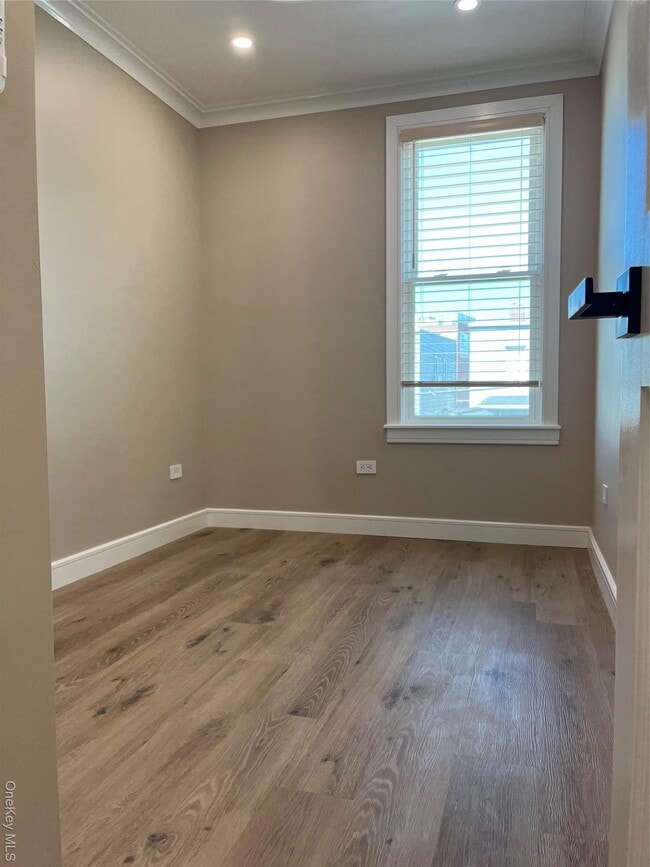 Building Photo - 59-85 57th Dr