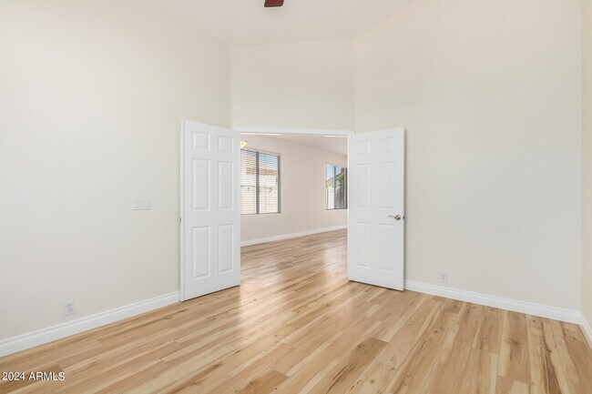 Building Photo - 7251 E Lomita Ave