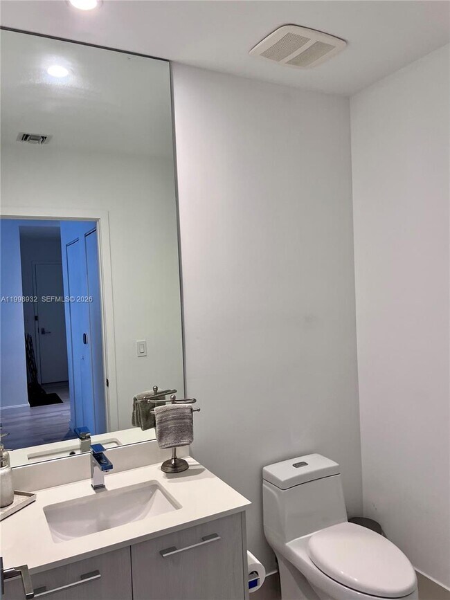 Building Photo - 55 SW 9th St