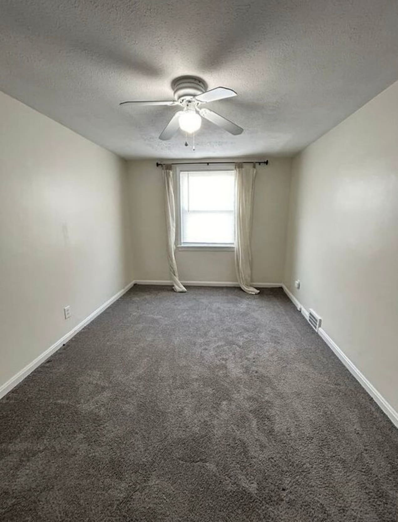 Building Photo - 4056 Northfield Rd