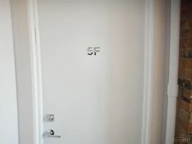 Building Photo - 26 W 15th St