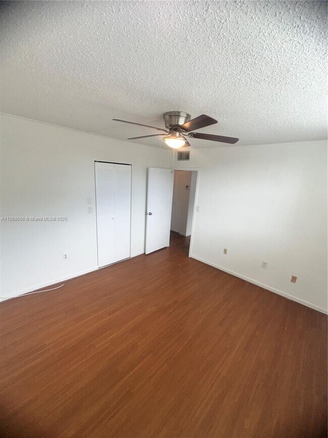 Building Photo - 1800 SW 81st Ave