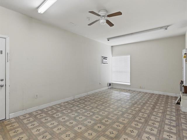Building Photo - 408 Cave River Dr