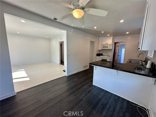 Building Photo - 656 Remuda Dr