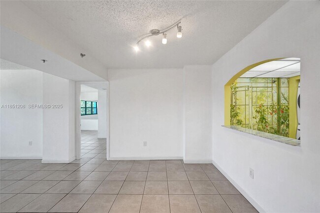 Building Photo - 1201 S Ocean Dr