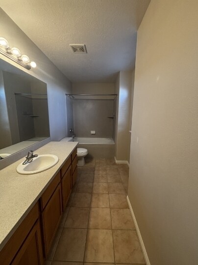 Building Photo - Beautiful Townhomes