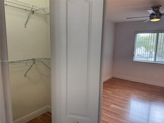 Building Photo - 13910 SW 91st Terrace
