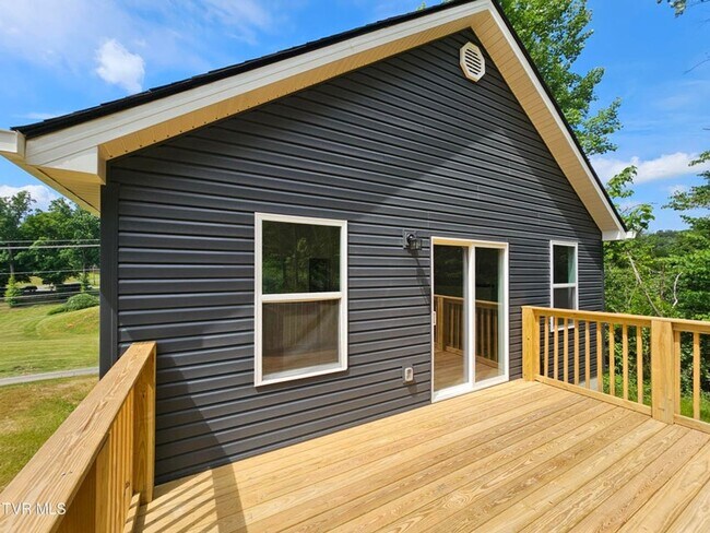 Building Photo - 1412 Indian Ridge Rd