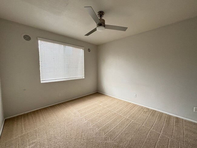 Building Photo - West Lancaster Condo In  Gated Community Near A.V College