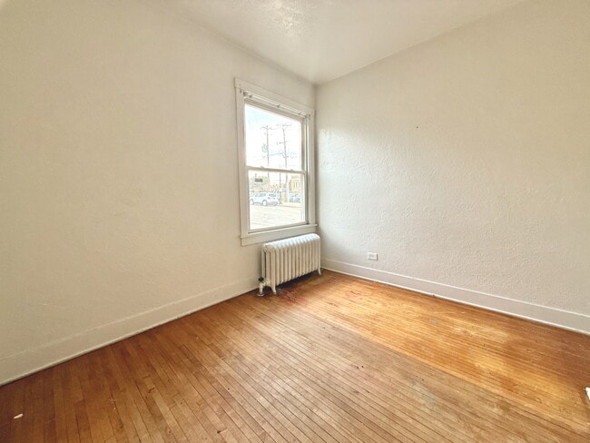 Building Photo - 203 Symphony Way