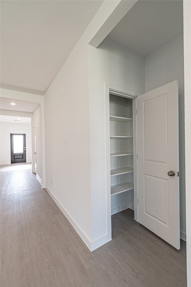 Building Photo - 3022 Palm Branch Dr