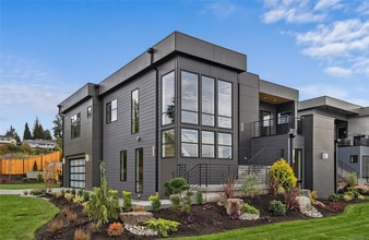 Building Photo - Luxury Home with Stunning Puget Sound Views in Steilacoom