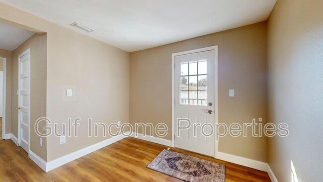 Building Photo - 2635 Arnold St