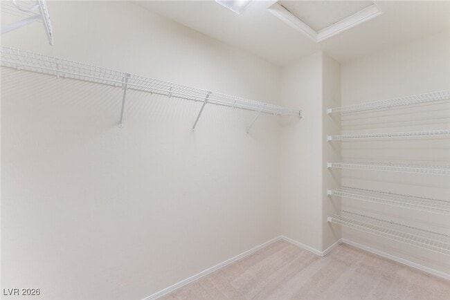 Building Photo - 10822 La Florentina Ave