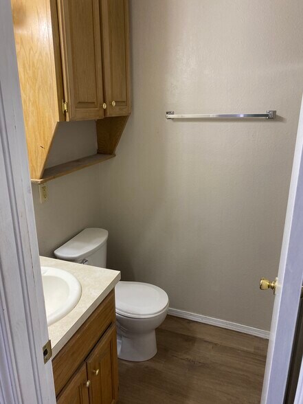 Building Photo - 1316 N Dryden Ct