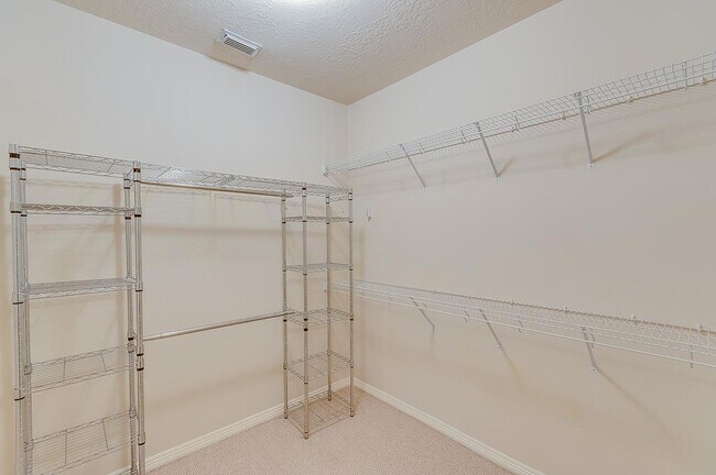 Building Photo - 5007 Jade Cove Ct