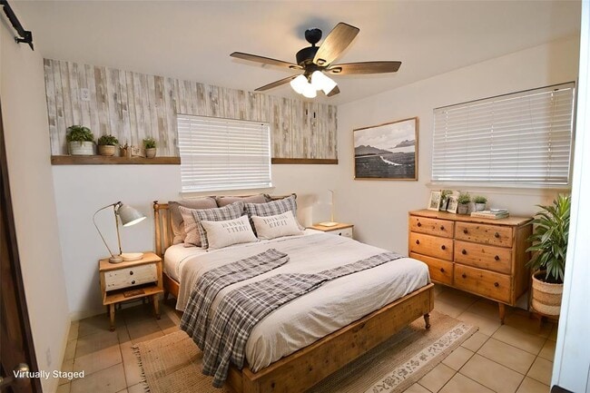 Building Photo - 608 Wilkes St