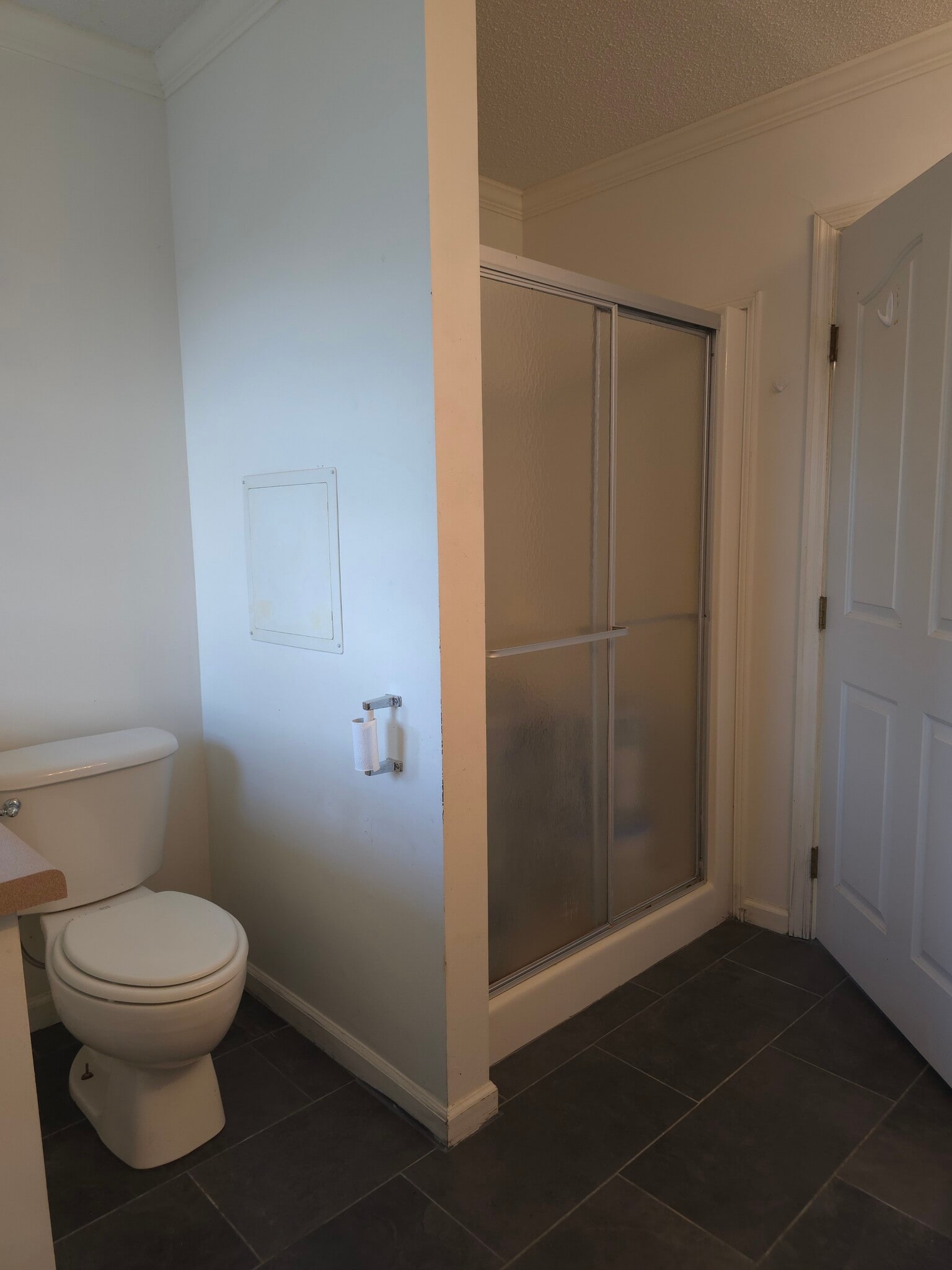 stad up shower - 11 Ora St