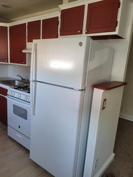 Building Photo - 7113 Castor Ave