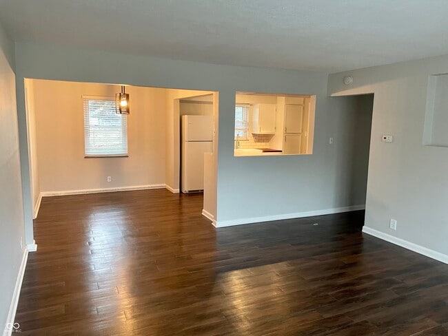 Building Photo - 126 Roosevelt Dr