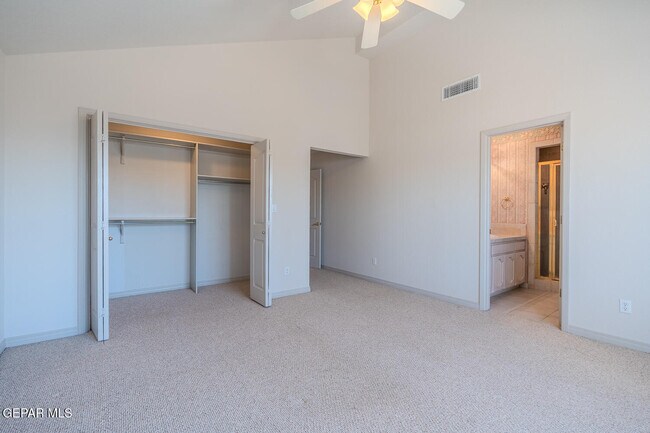 Building Photo - 2066 Paseo Del Prado Dr